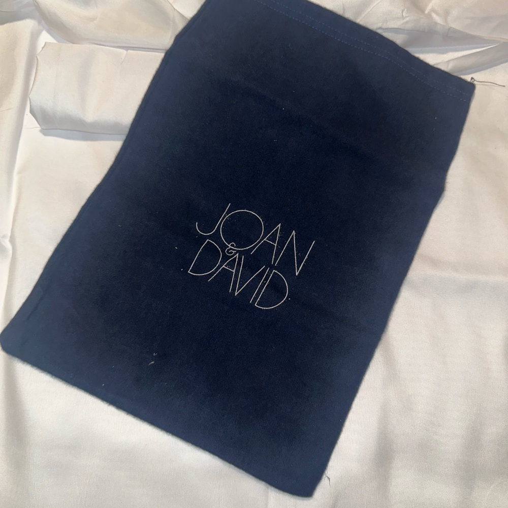 Joan & David Dust Bag